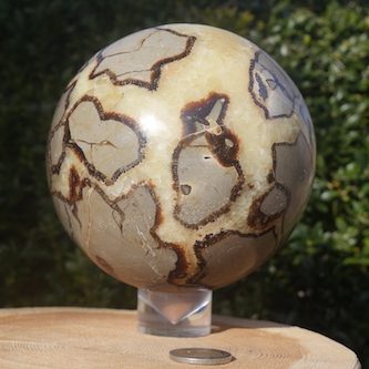 Fraaie grote septarie bol met diameter van 12,5cm en 2,8kg zwaar