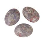 Pegmatiet knuffelsteen (lepidoliet + roze toermalijn) uit Madagaskar