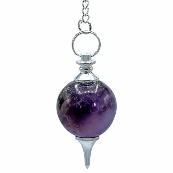 Amethist pendel in bolvorm met de chakra kleuren in de ketting