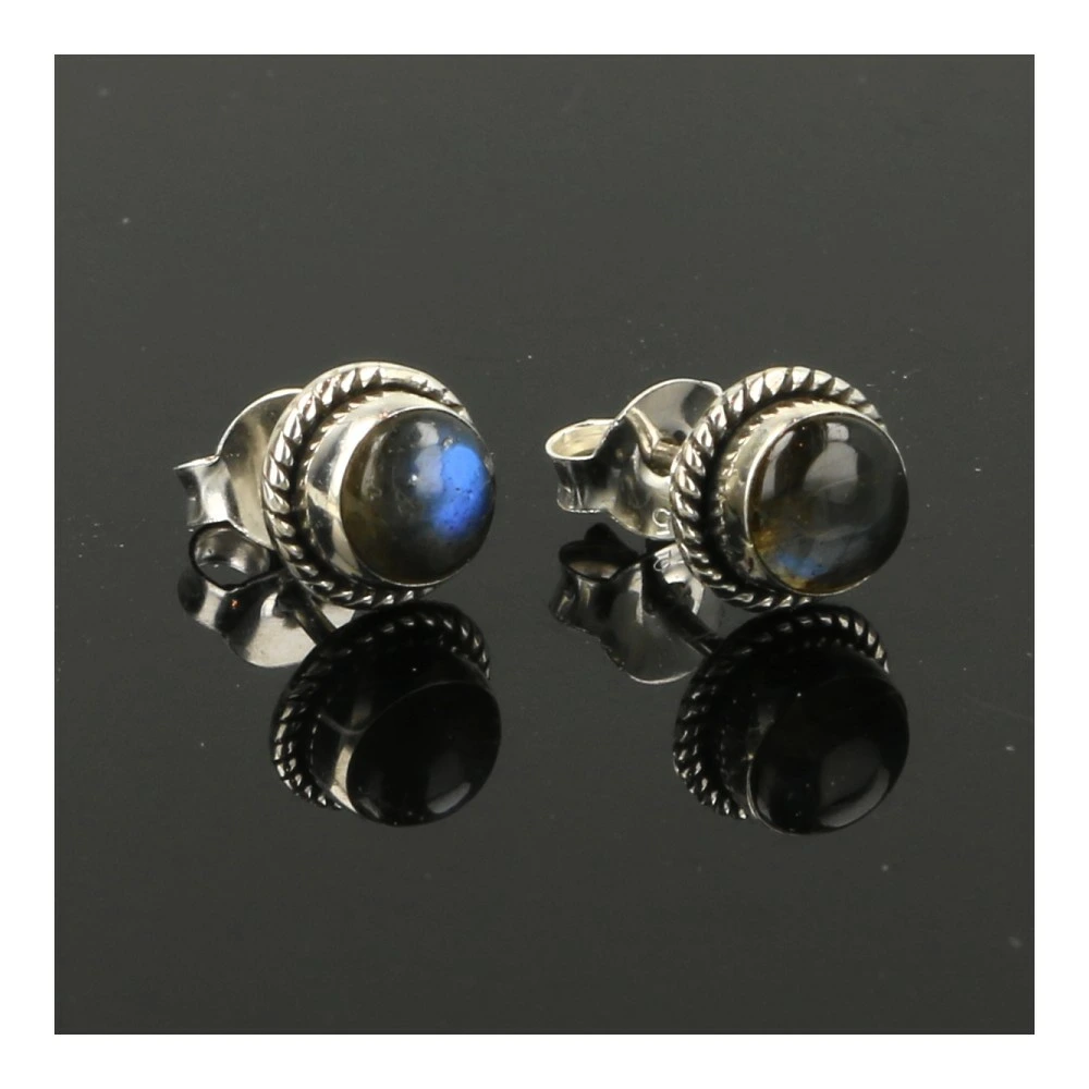 Labradoriet oorbel in zilver 5mm 'nr1'