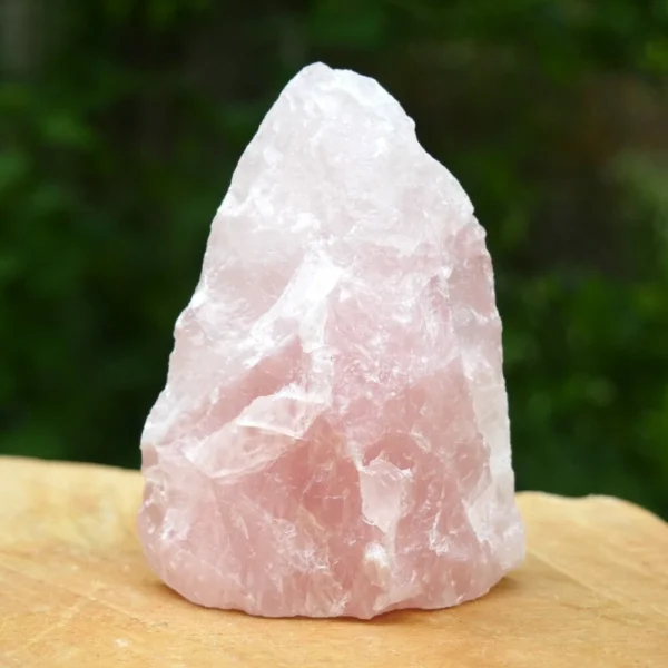 Rozenkwarts ruwe staande vorm van 9cm hoog