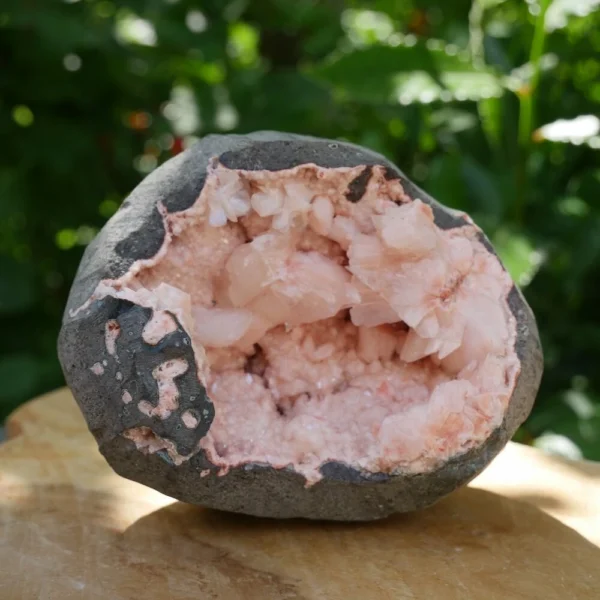 Fraaie heulandiet geode nr1 van 10cm breed uit India