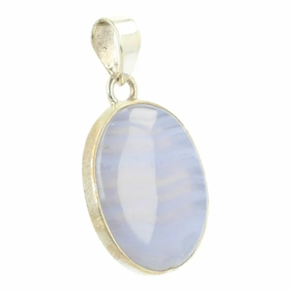 Mooie ovalen blauwe chalcedoon hanger in zilver nr11
