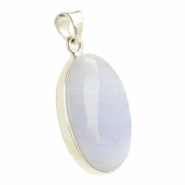 Mooie lichte blauwe chalcedoon hanger in zilver nr3