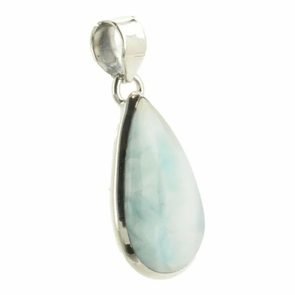 Mooie lichte larimar hanger in zilver nr10 in druppelvorm