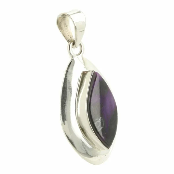 Mooi gevormde sugiliet hanger in zilver nr5 uit ZUid-Afrika