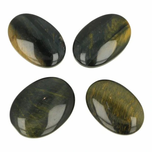 Mooi blauw met bruine tijgeroog zaksteen van ongeveer 3cm lang