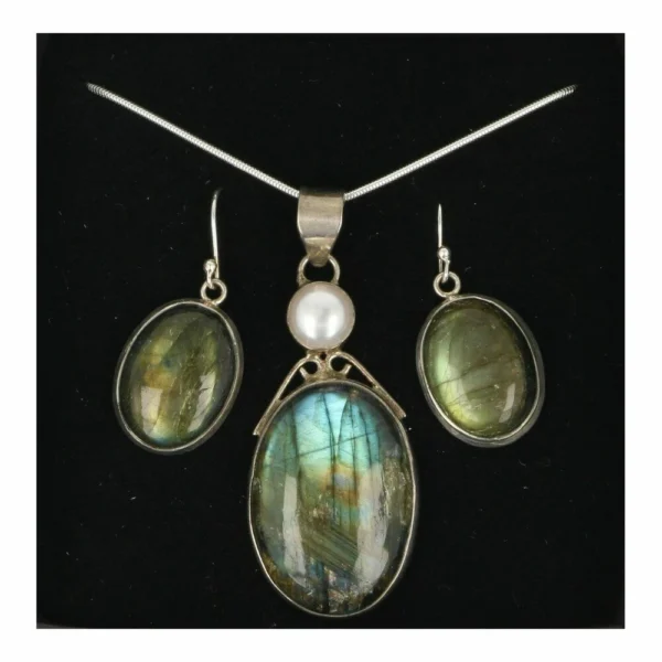 Fraaie labradoriet sieraden set in zilver