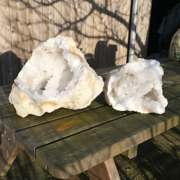 Fraaie groot bergkristal geodepaar van maar liefst 24kg uit Marokko met mooie kristallen