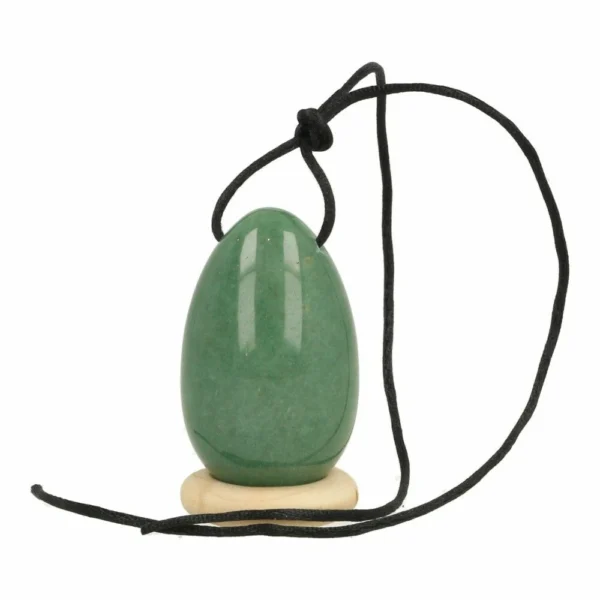 Groene aventurijn yoni ei van 40x25mm op houten ring en met gaatje