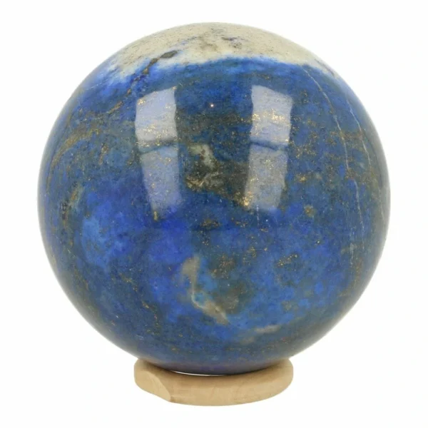 Bijzondere lapis lazuli bol met diameter van 64mm op houten ring