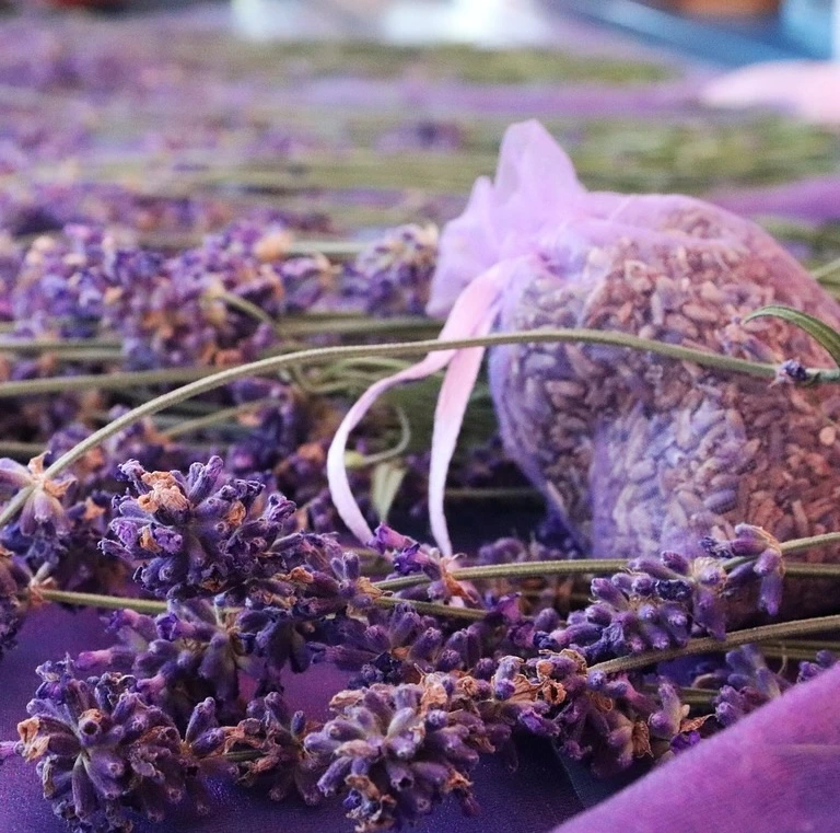 Essentiële olie voor beter slapen & nachtrust