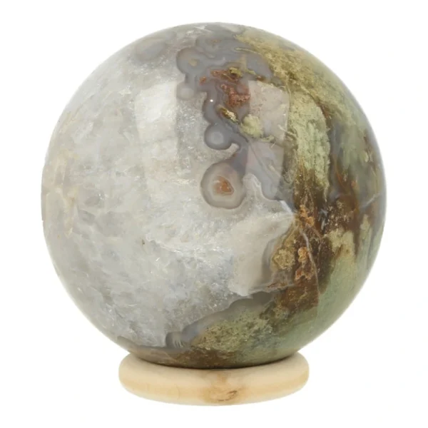 Mooie mosagaat bol met diameter van 62mm op houten ring